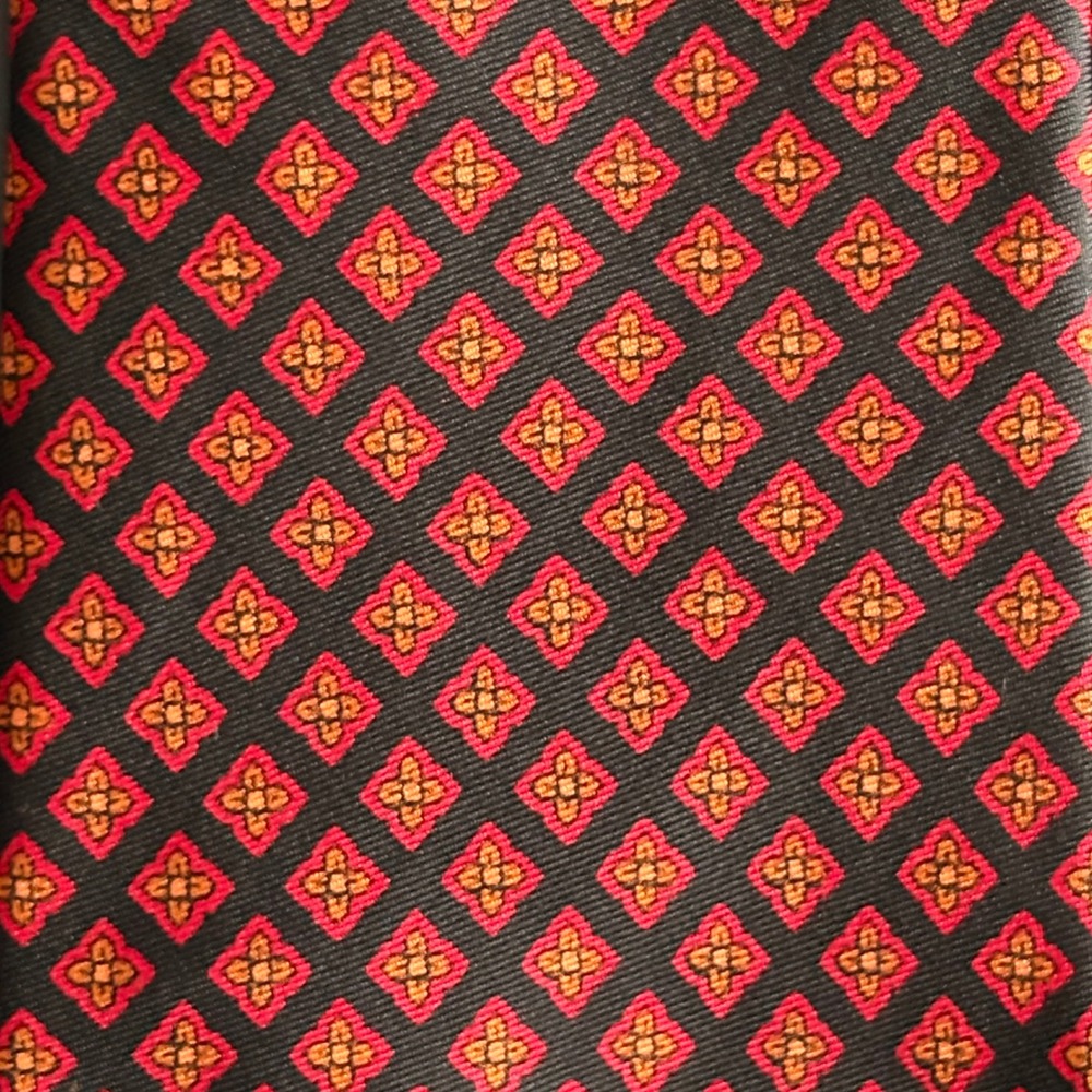 Brooks Brothers Makers All Silk Tie | Black Red‎ Gold | England Foulard - Picture 3 of 4